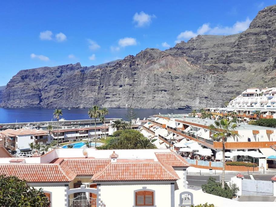 Amazing View Los Gigantes & La Gomera Lejlighed Acantilado de los Gigantes Eksteriør billede