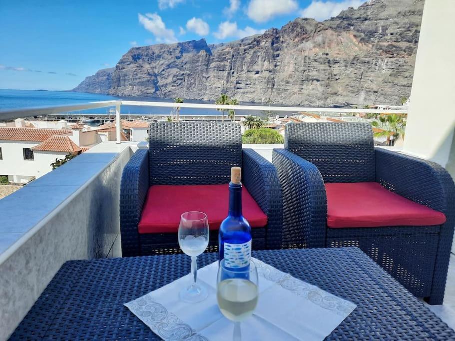Amazing View Los Gigantes & La Gomera Lejlighed Acantilado de los Gigantes Eksteriør billede