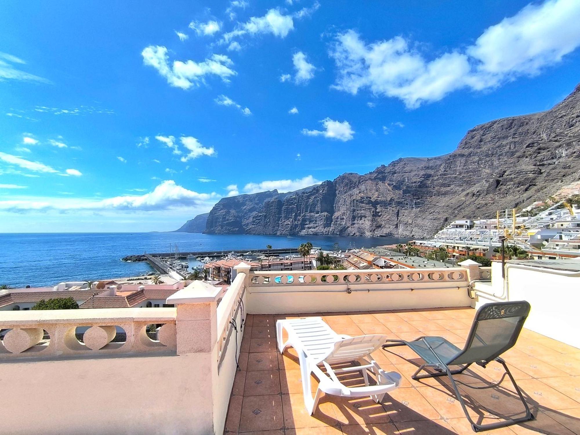 Amazing View Los Gigantes & La Gomera Lejlighed Acantilado de los Gigantes Eksteriør billede
